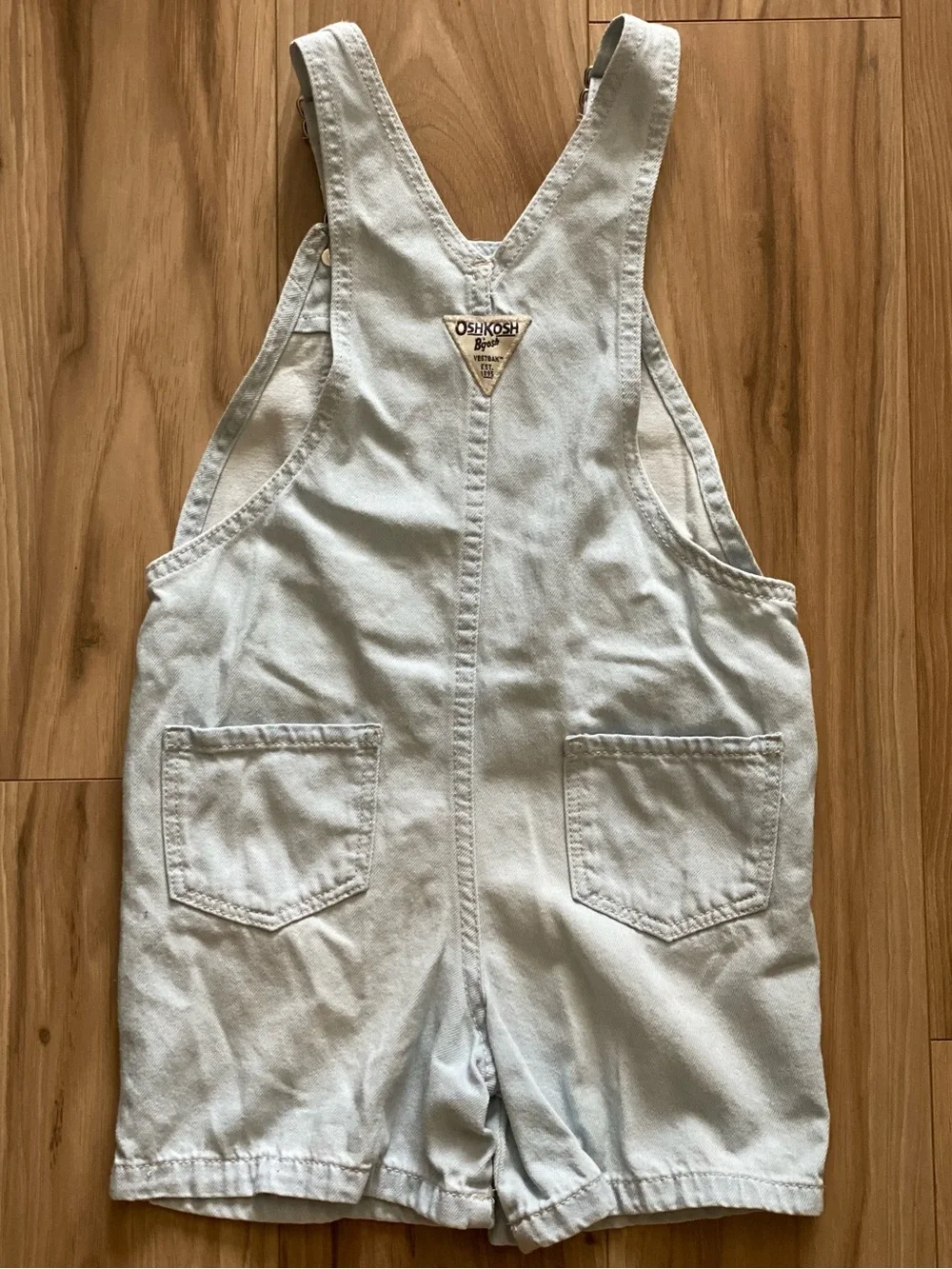 OshKosh B'gosh Light Blue Denim Shortalls with Ruffle Pockets Size 5 Toddler